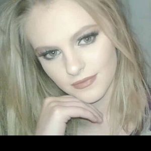 Meet your Posher, Elisabeth